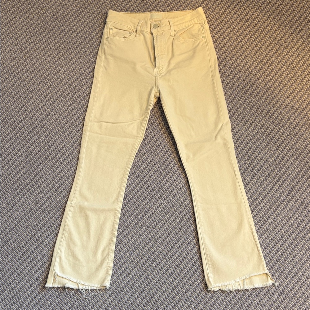 MOTHER insider crop step fray jeans